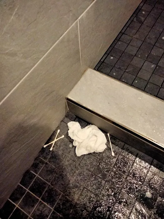 Planet Fitness Picture 10