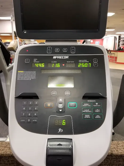 Club Fitness - Wentzville Picture 3