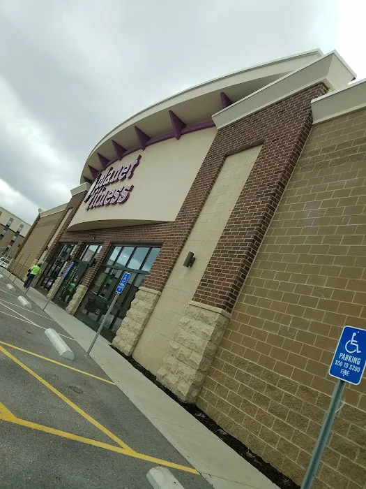 Planet Fitness Picture 10