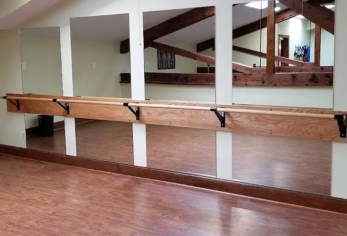 Esenyl's Pilates, LLC Picture 6