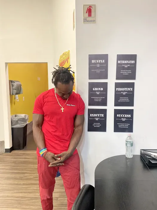 Retro Fitness Picture 1