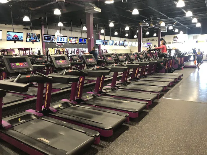 Planet Fitness Picture 4