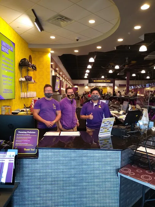 Planet Fitness Picture 10