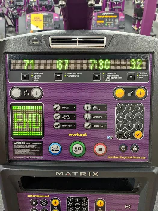 Planet Fitness Picture 7