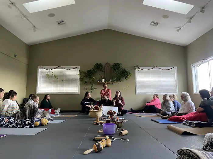 Organic Yoga Picture 3