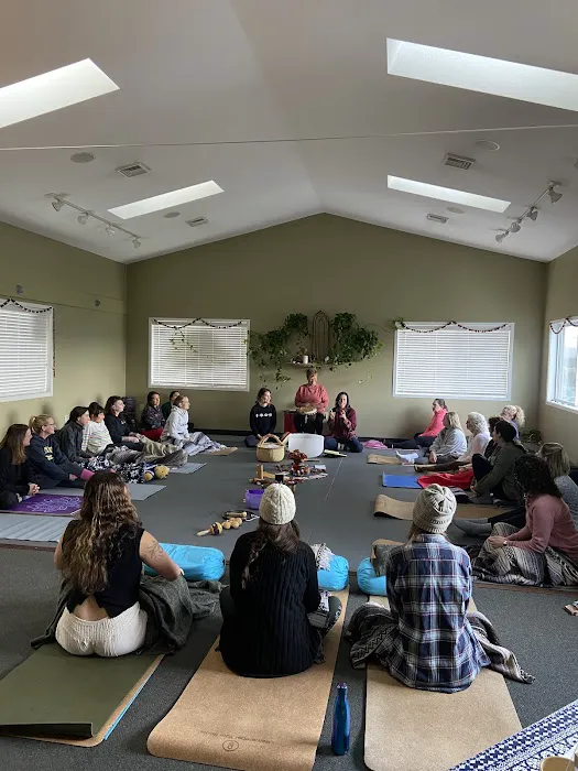 Organic Yoga Picture 10