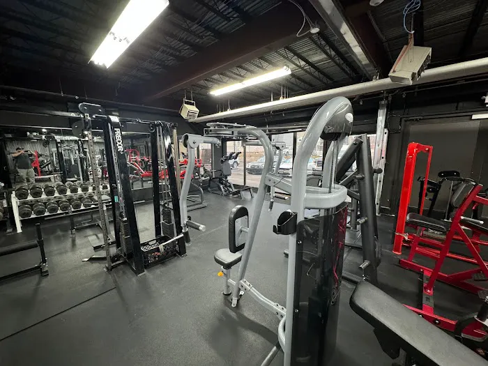 Built Bodies Strength & Conditioning Picture 3