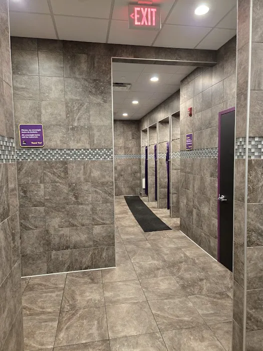 Planet Fitness Picture 3