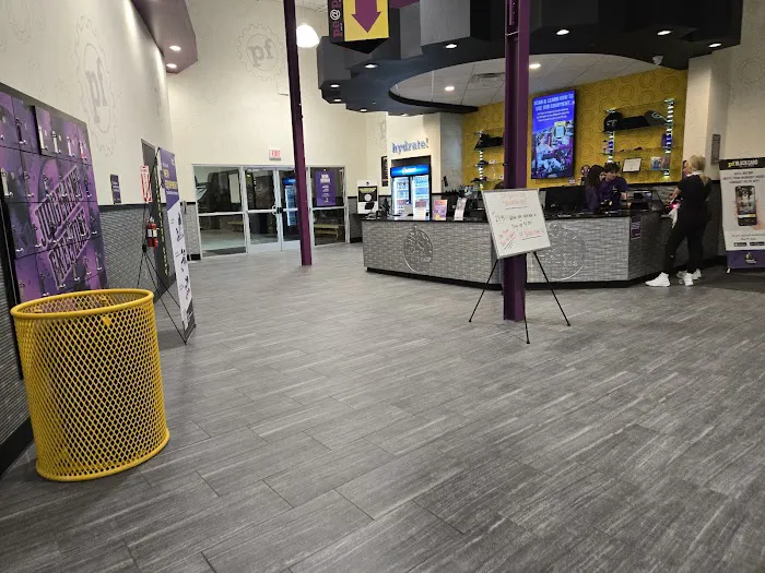 Planet Fitness Picture 10