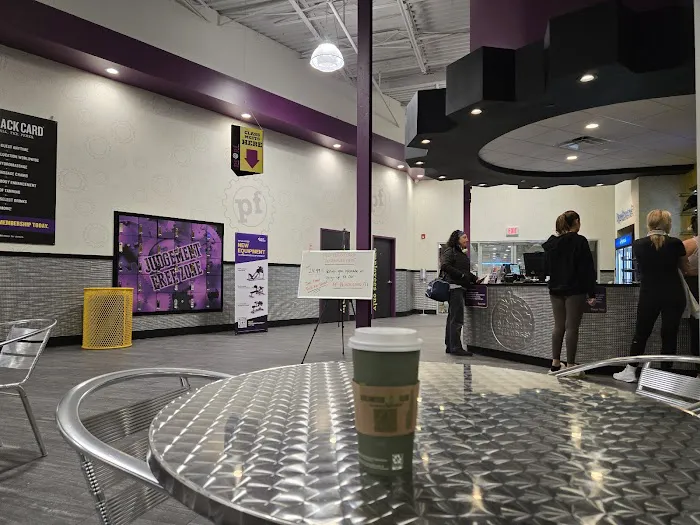 Planet Fitness Picture 2