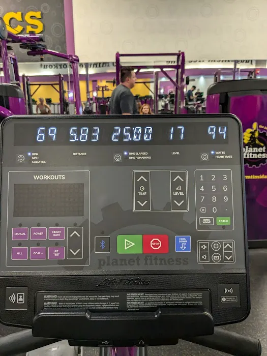 Planet Fitness Picture 3