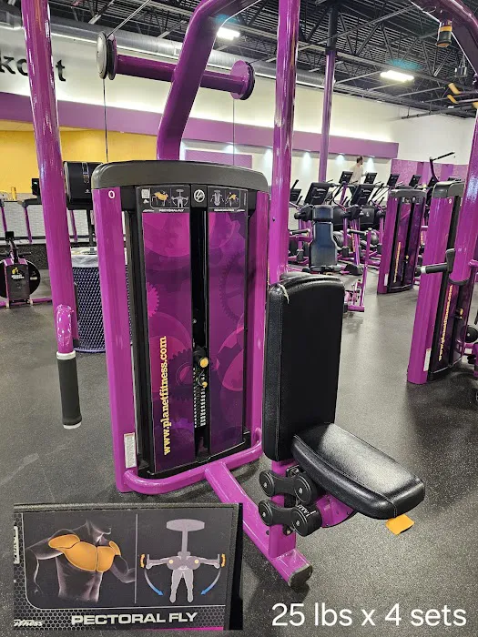Planet Fitness Picture 9