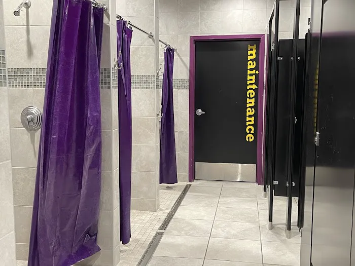 Planet Fitness Picture 7