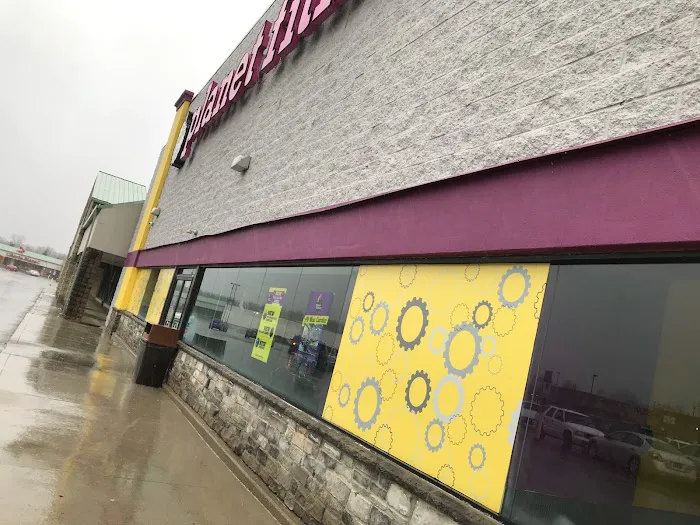 Planet Fitness Picture 10