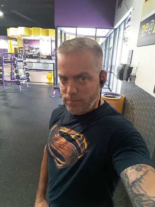 Planet Fitness Picture 2