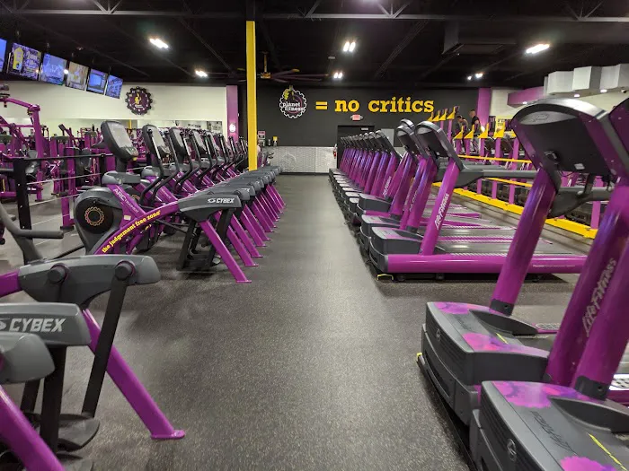 Planet Fitness Picture 8