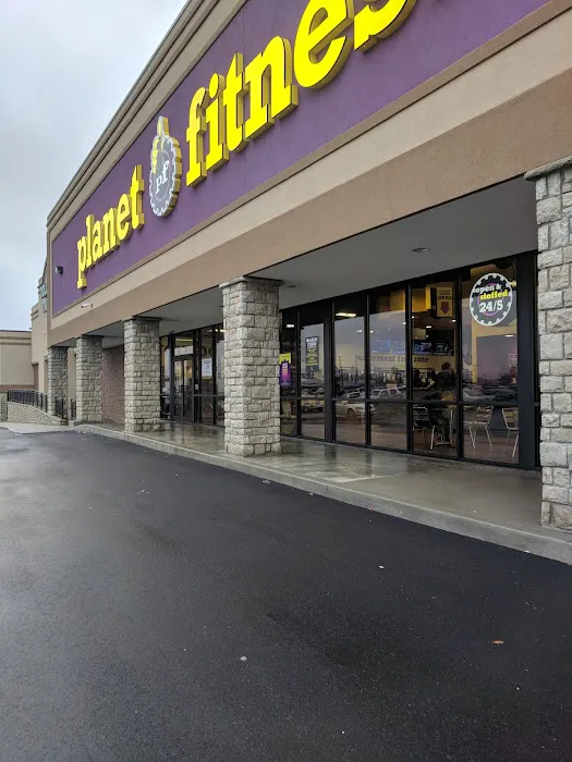 Planet Fitness Picture 10