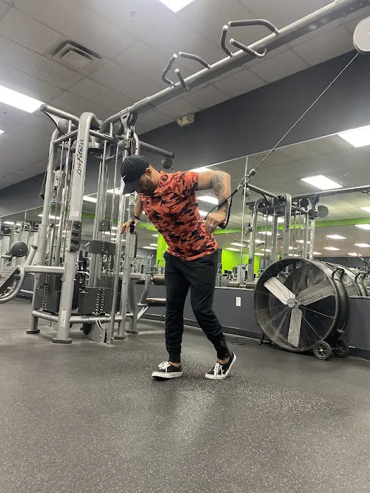ONYX GYMS 24/7 Twinsburg Picture 6
