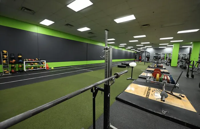 ONYX GYMS 24/7 Twinsburg Picture 3