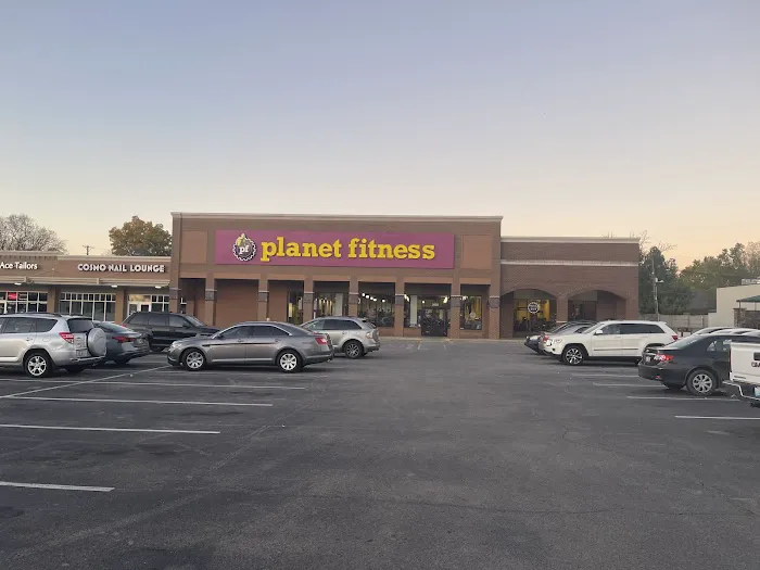 Planet Fitness Picture 3