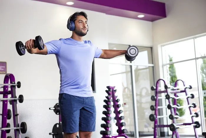 Planet Fitness Picture 3