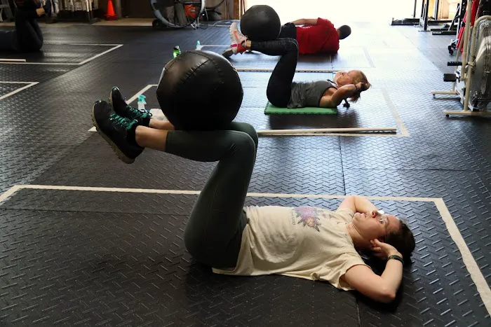 Iron-Oak Fitness Picture 6