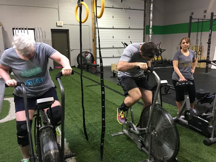Iron-Oak Fitness Picture 9