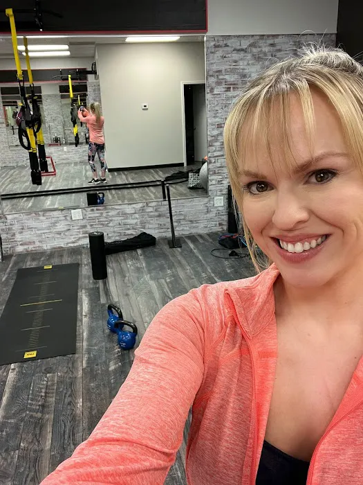 Level Up Complete Health and Fitness LLC Picture 1