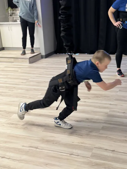 Fly to Fit Bungee Fitness Studio Picture 7