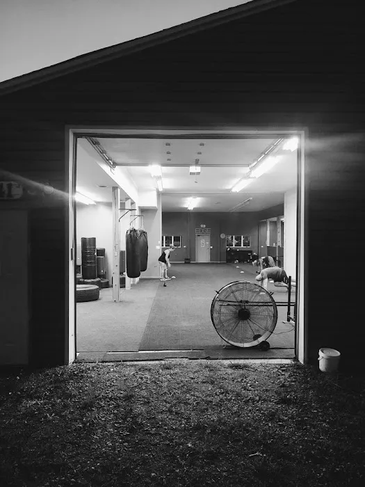 Edge Fitness and Training Headquarters Picture 5