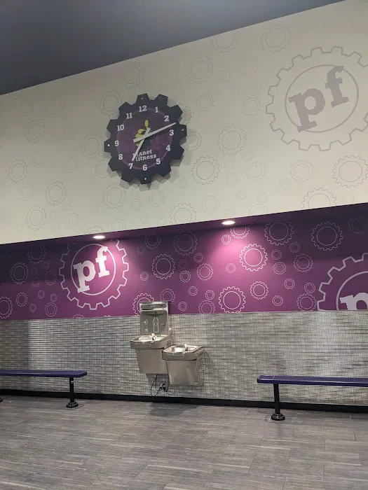 Planet Fitness Picture 3
