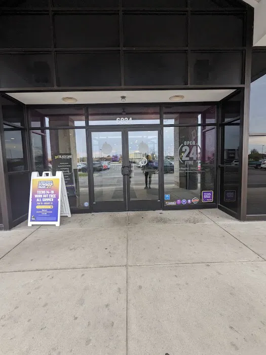 Planet Fitness Picture 8