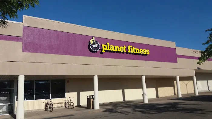 Planet Fitness Picture 3