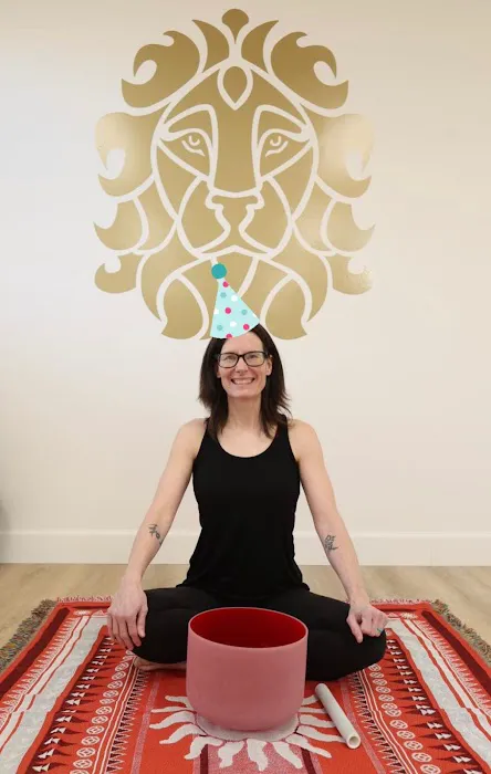 Sanctuary Yoga Bay City Picture 6