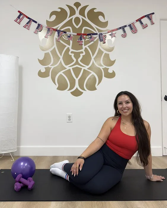 Sanctuary Yoga Bay City Picture 10