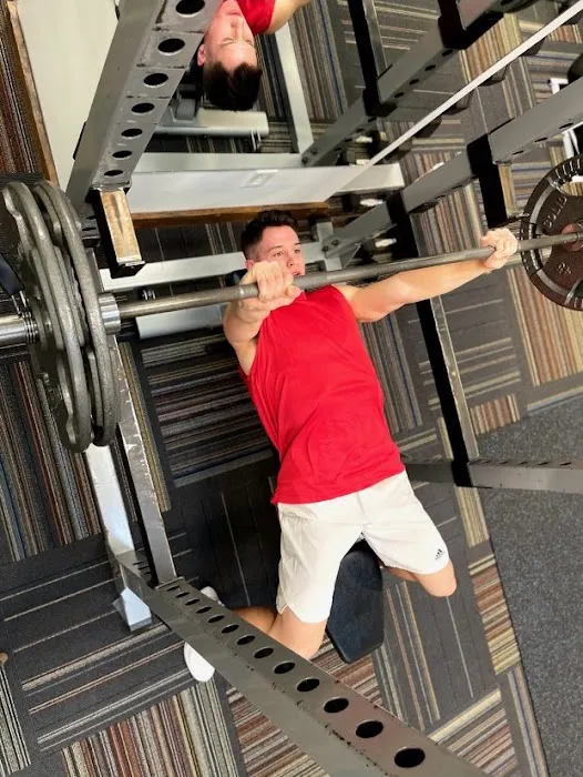 Summit 24/7 Fitness + Wellness Picture 2