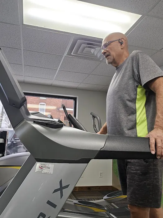 Summit 24/7 Fitness + Wellness Picture 7