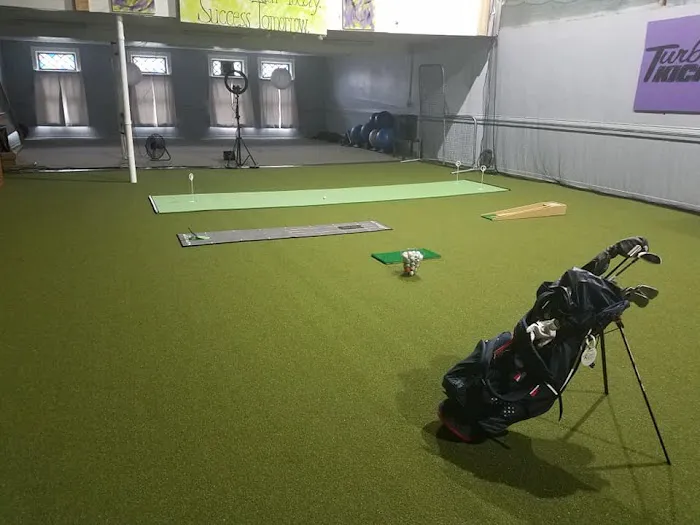 Ligrow's 24hr Fitness and Athletic Performance Center Picture 3