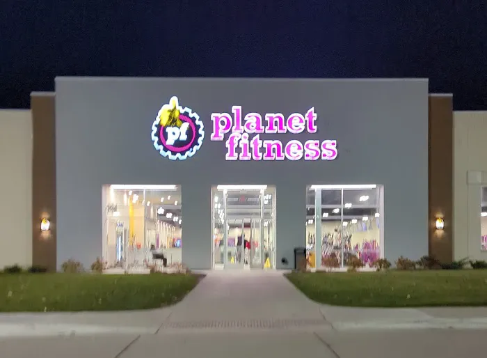 Planet Fitness Picture 2