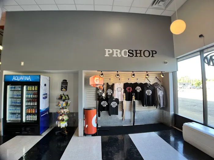 Powerhouse Gym of Pontiac Picture 3