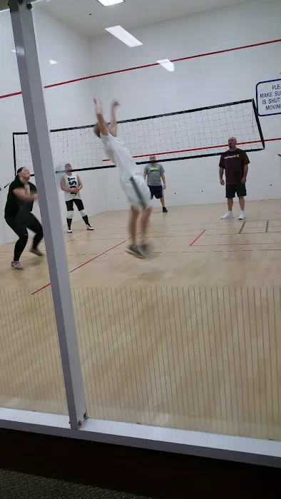 Great Lakes Athletic Club Picture 5