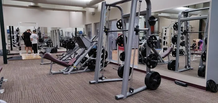 Great Lakes Athletic Club Picture 9