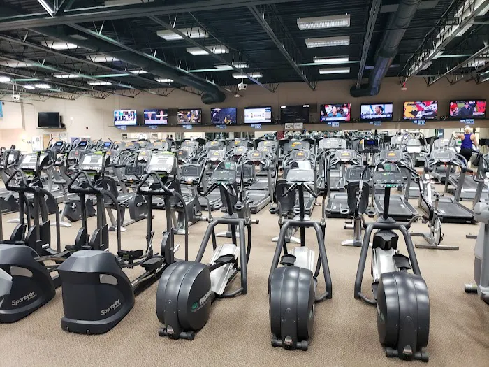 Great Lakes Athletic Club Picture 3