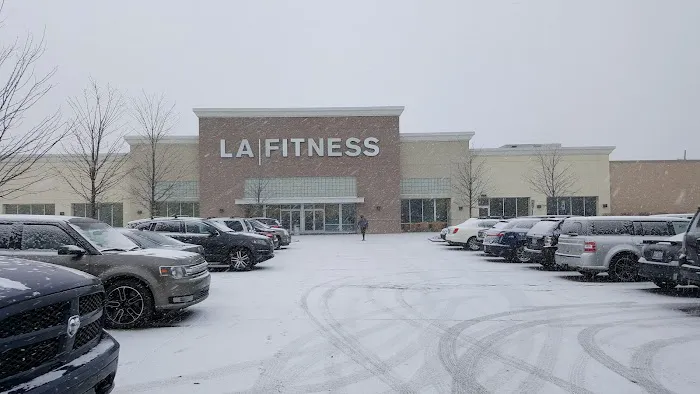 LA Fitness Picture 1