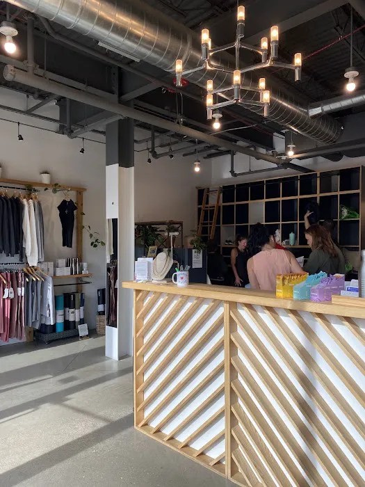 Citizen Yoga Bloomfield Picture 2