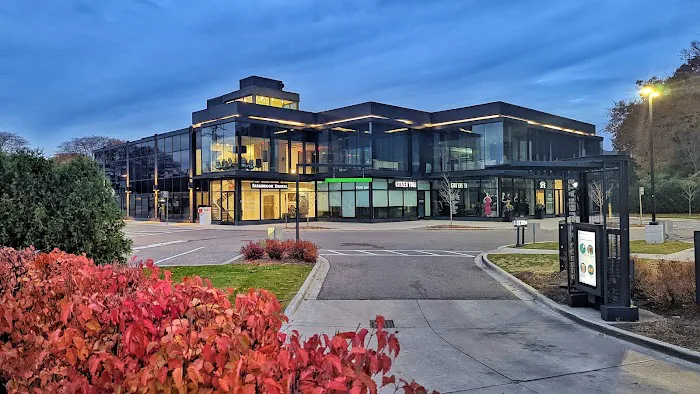 Citizen Yoga Bloomfield Picture 5