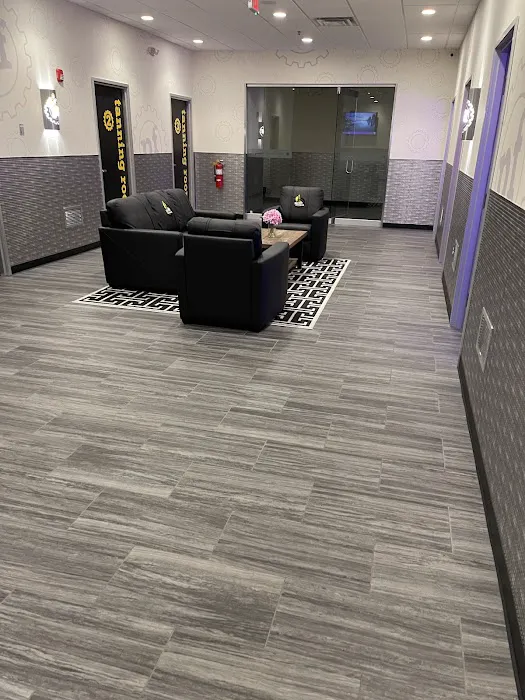 Planet Fitness Picture 9