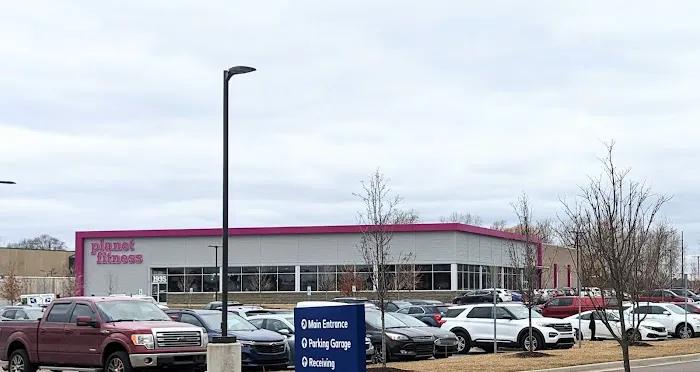 Planet Fitness Picture 1