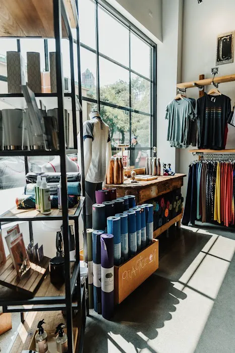 Citizen Yoga Detroit Picture 2