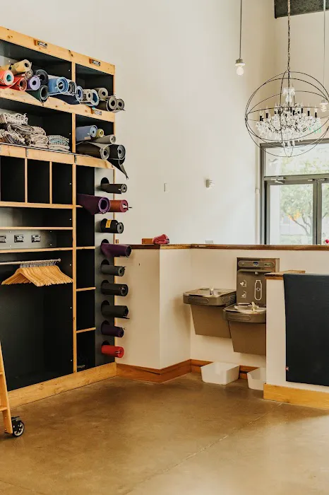 Citizen Yoga Detroit Picture 6